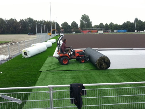 超详细解剖一个标准足球场草坪建设各种费用汇总
