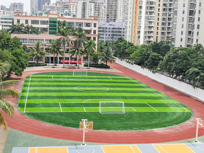 足球场人造草坪要如何选择才好？
